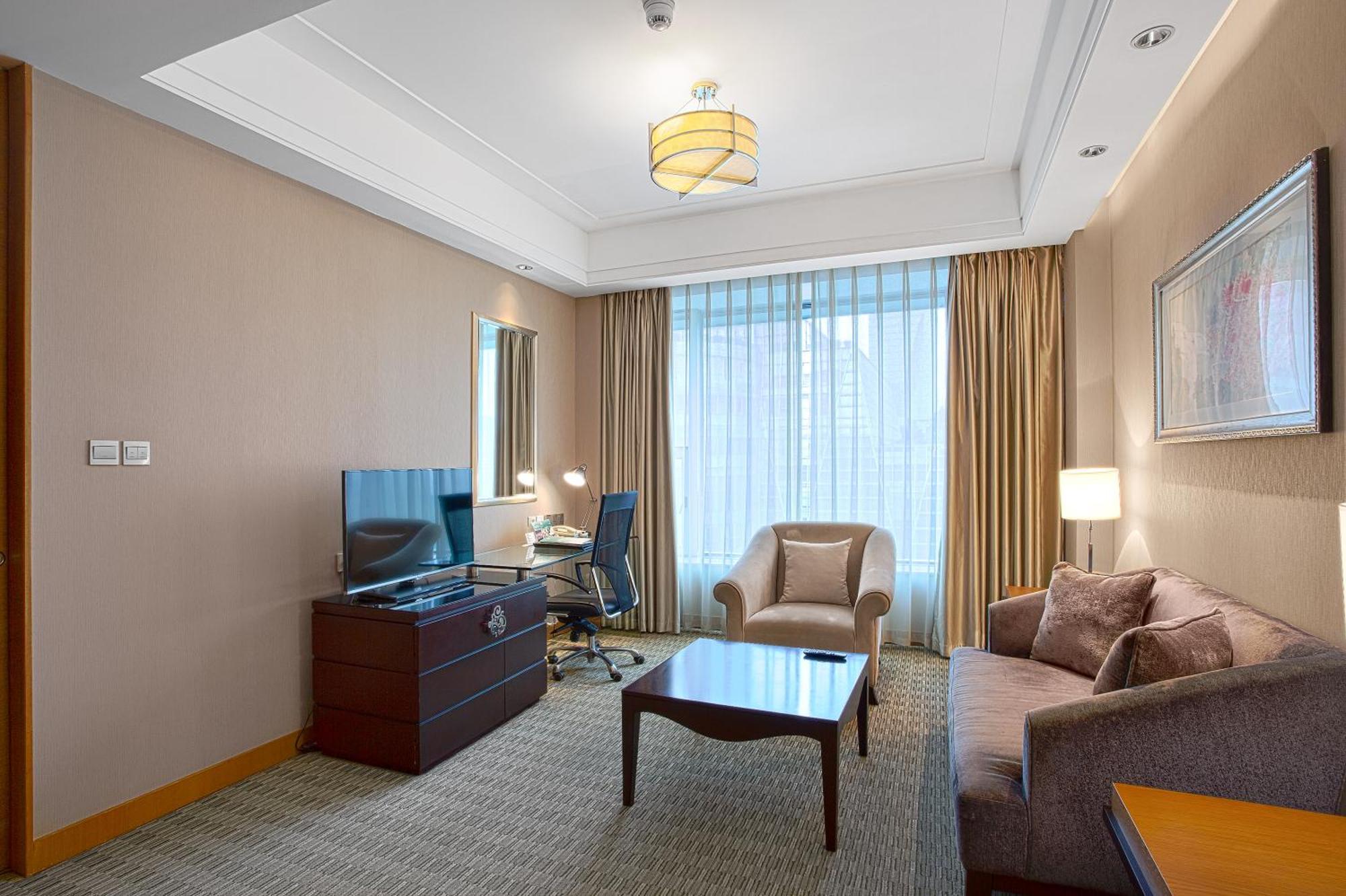 Holiday Inn Chengdu Century City-Easttower Exterior photo